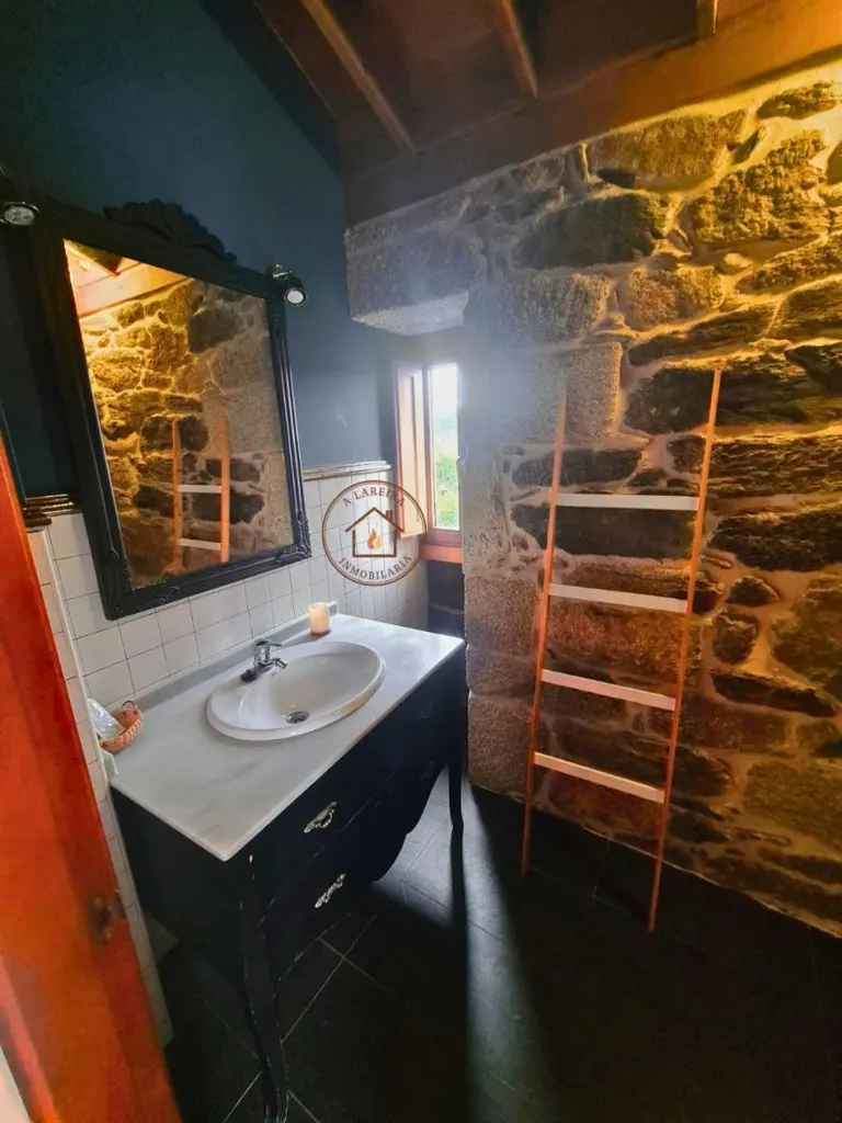 Salles de bain - Restored Rural Chalet with Pool in Gomesende