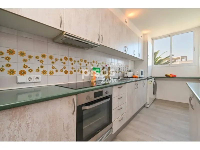 Kitchen - Beachfront Apartment in El Arenal, Xàbia