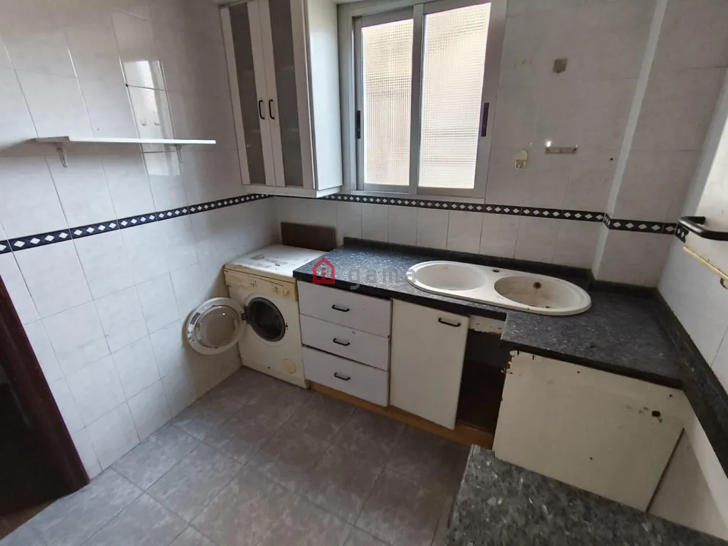Kitchen - Apartment with Renovation Potential in Onda