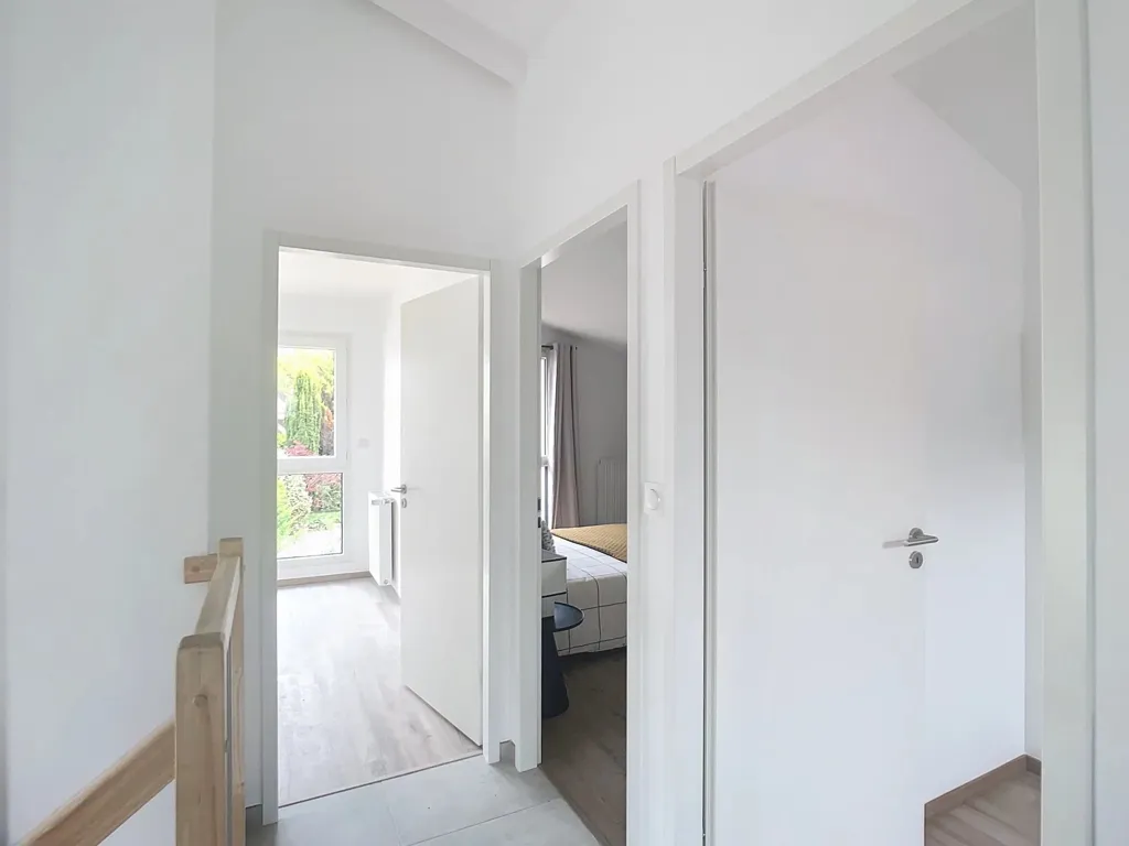 hallway_entrance