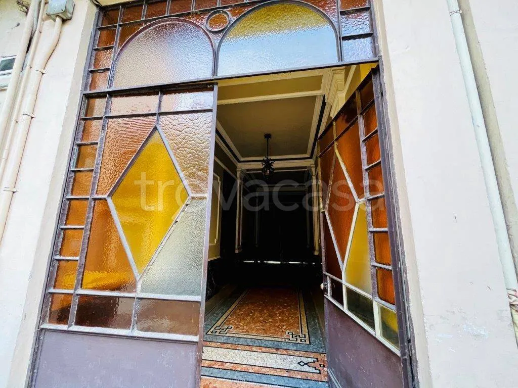 Hallway - Period Apartment with Balconies in Turin