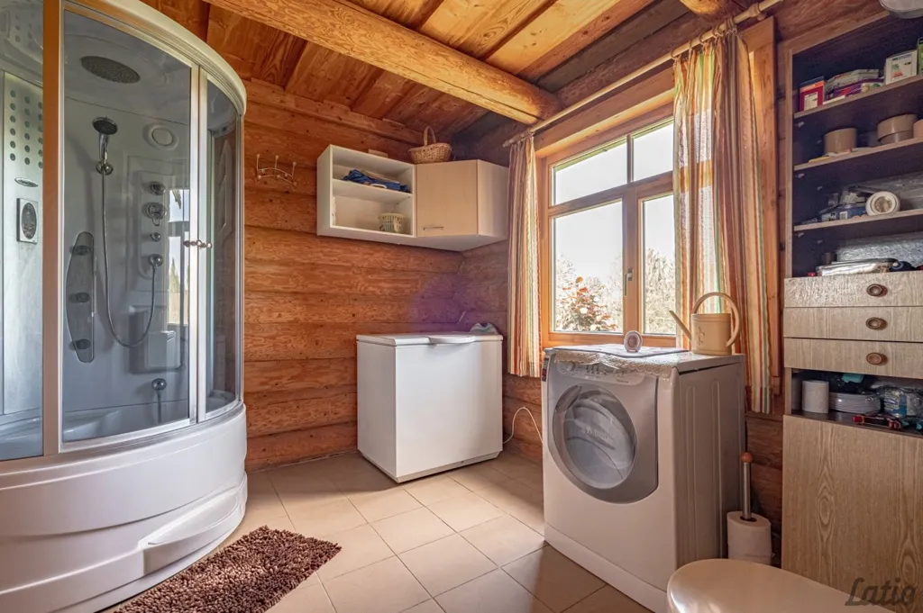 Salles de bain - Wooden Cottage with Lake View in Cēsis District