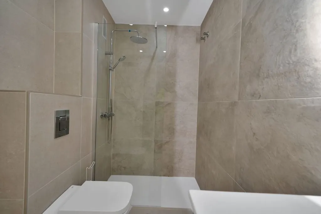 Salles de bain - 4-Bedroom Apartment with East Views in San Pedro de Alcántara