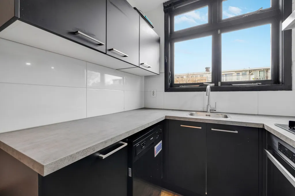 Cuisine - Maisonette with Rooftop Terrace near Rotterdam Centraal