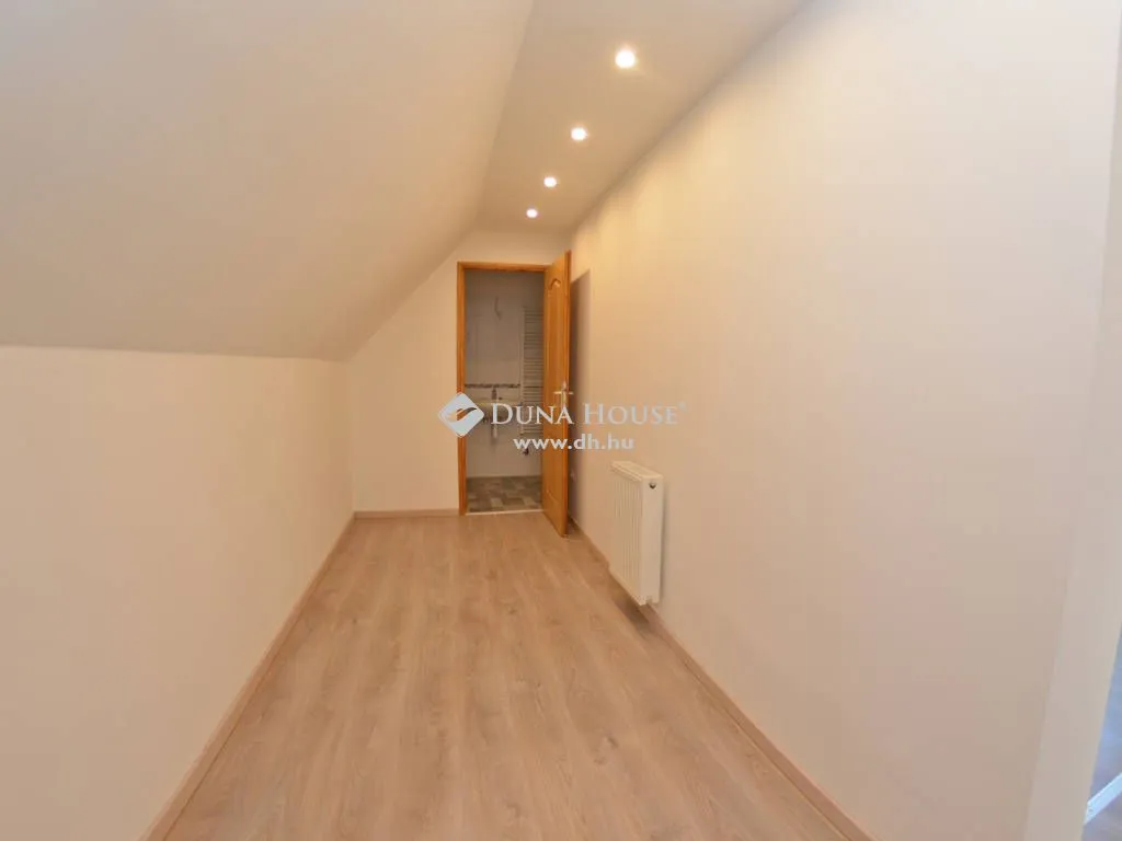 Pièces - Renovated Twin House in Budapest 19th District