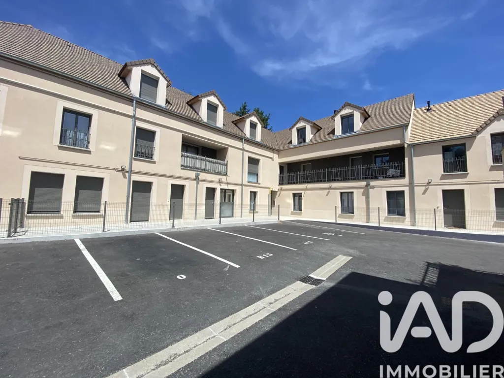 Extérieur - Duplex 3 Pièces avec Jardin à Epernon