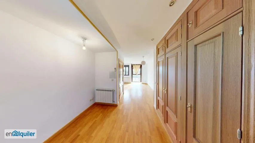 Esik - Modern Studio with Lift in Calle Convenio, Madrid