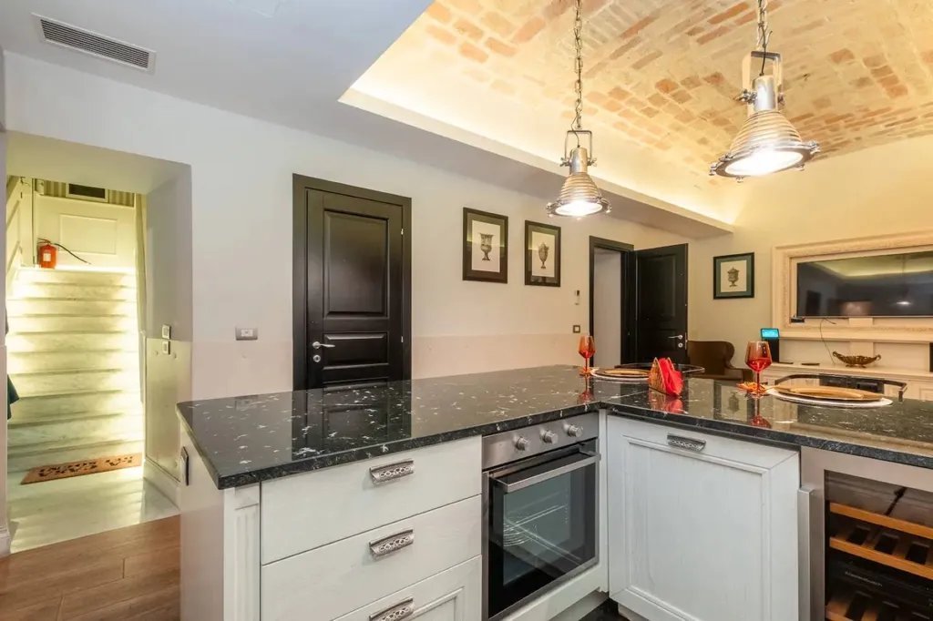 Cuisine - Apartment with Sauna in Central Rome