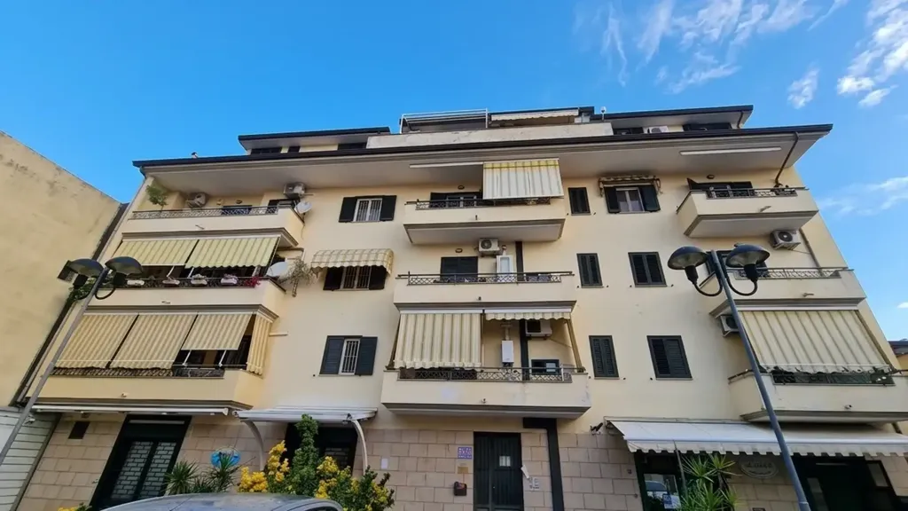 Välivaade - Apartment with Two Balconies in Curti