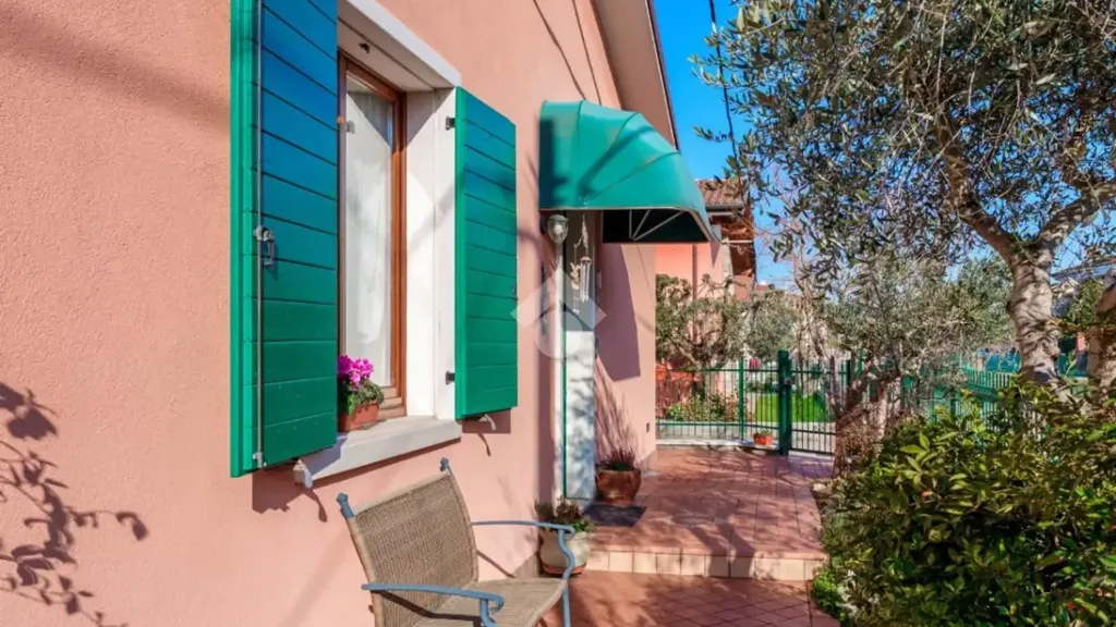 Terrass - Rustic Villa with Garden in Lazise