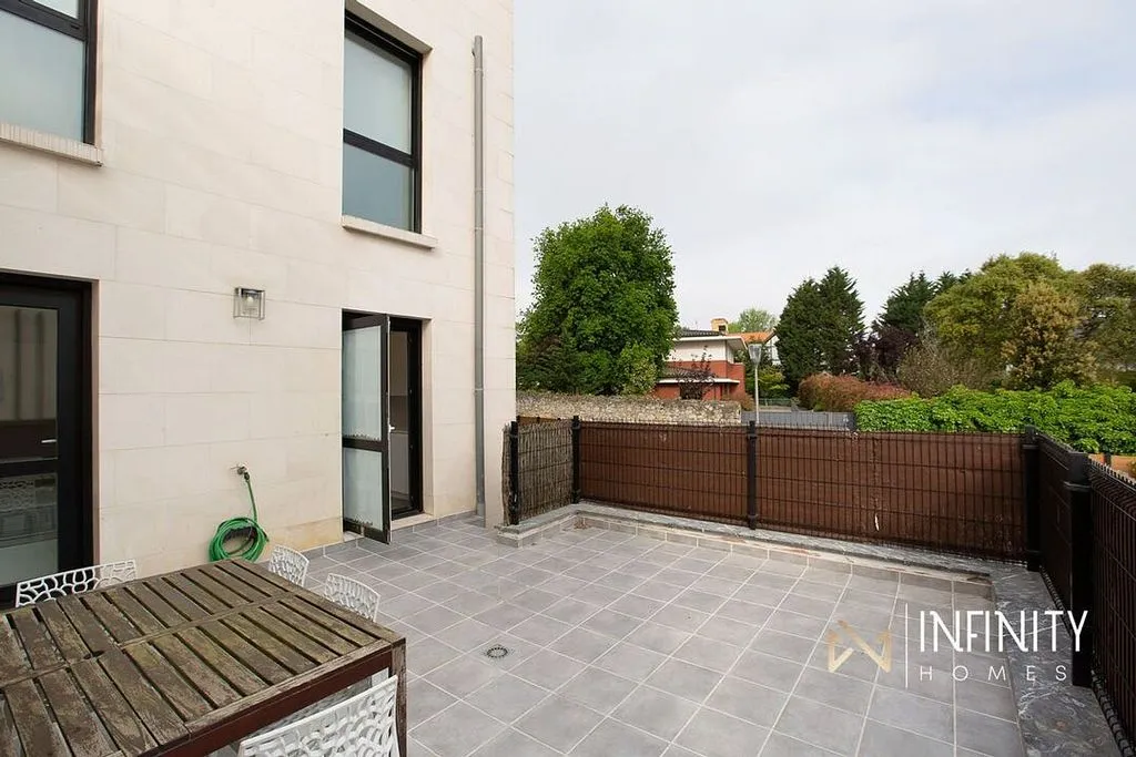 Terrace - Duplex with Terrace in La Galea, Getxo