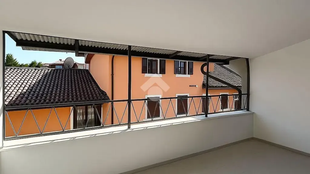 Rõdu - Rustic Villa with Terrace in Brescia