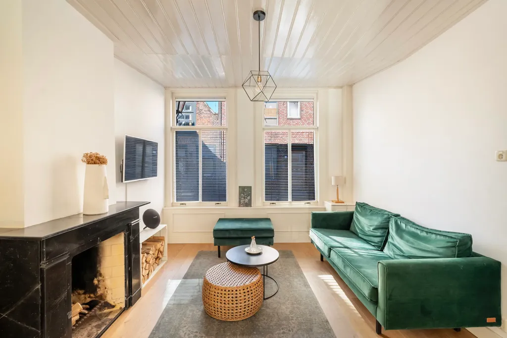 Living Room - 4-room house in Leiden