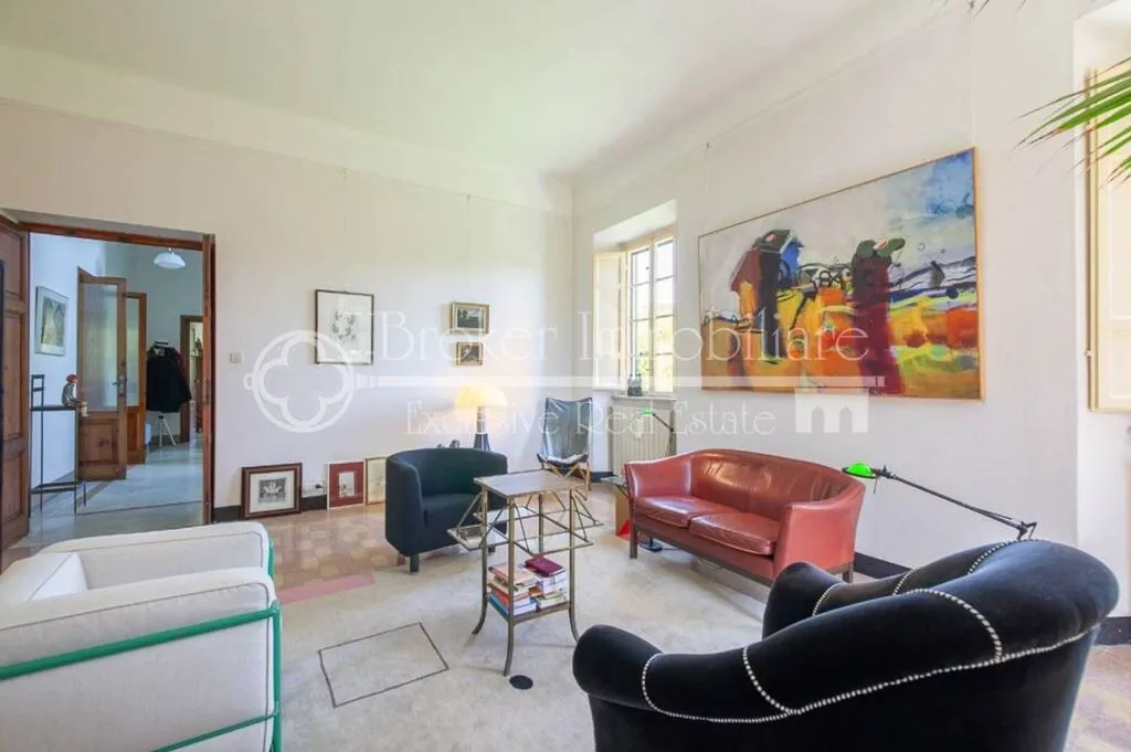 Elutuba - Historic Villa with Pool near Lucca