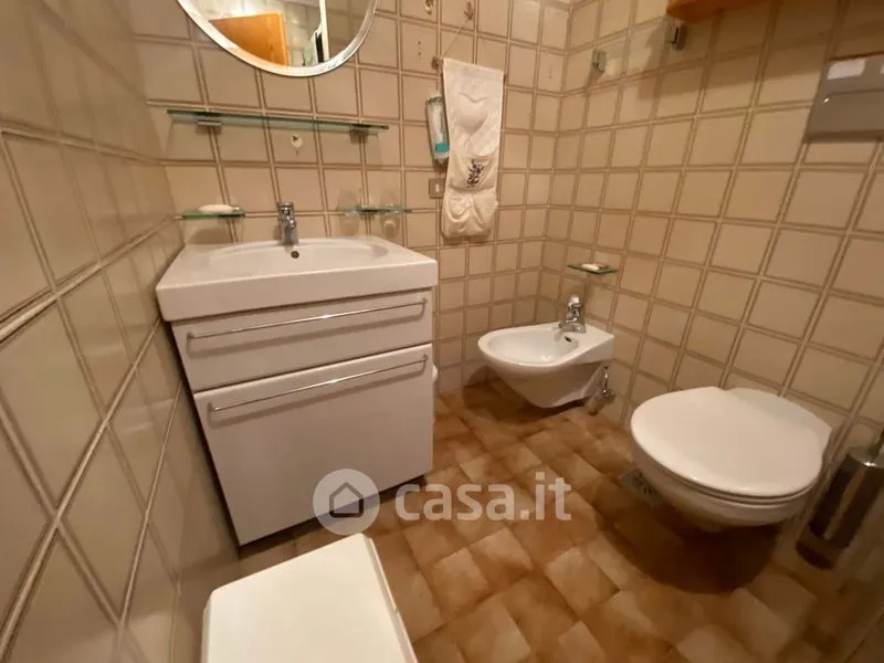 Salles de bain - Fully Furnished Flat with Ski Access in Corvara