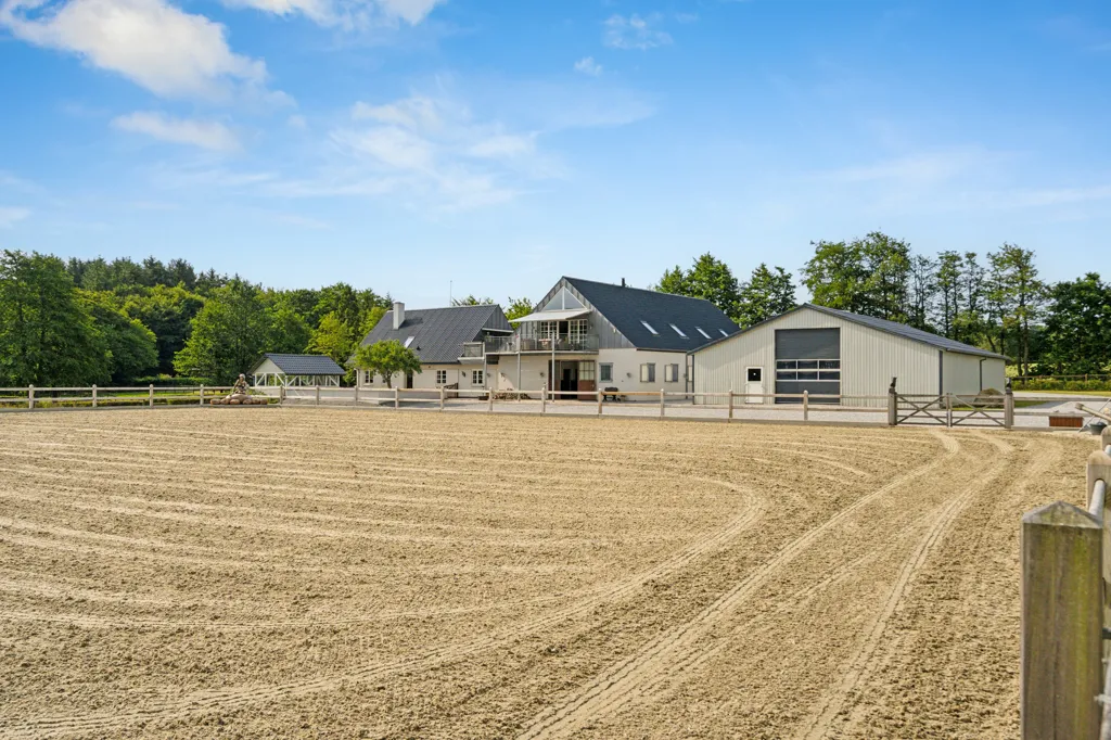 Extérieur - Equestrian Estate with Spa in Vinding