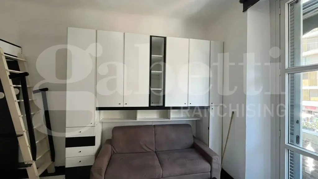 Chambres - Studio with Balcony in Milan