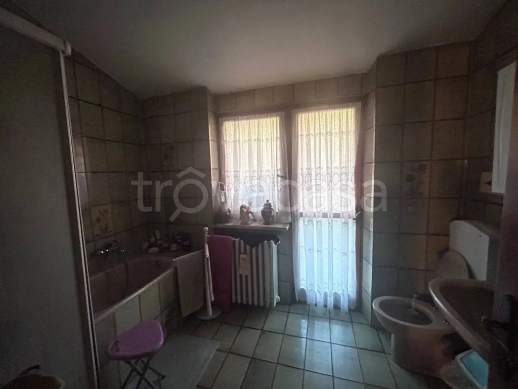 Salles de bain - Detached House with Garden in Canale