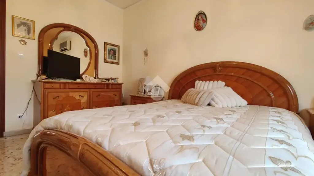 Chambres - Third Floor Flat with Balcony in Villagrazia