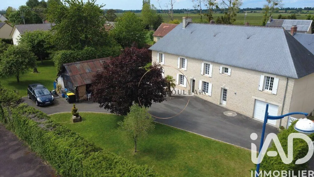 Õhuvaade - House with Garden and Terrace in Tribehou