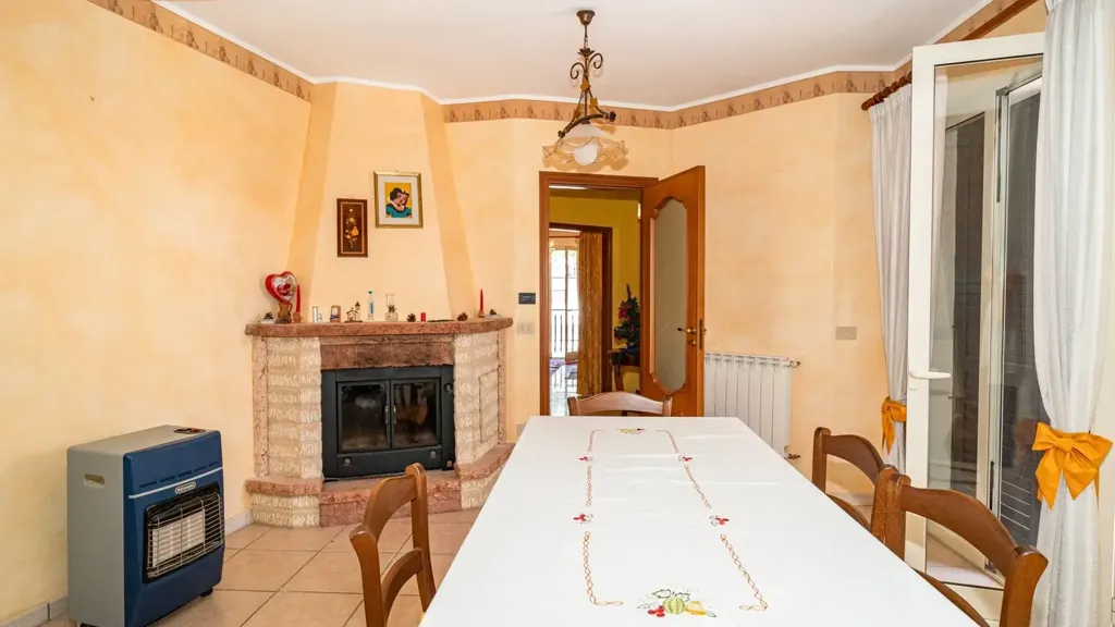 Salle à manger - Bifamiliare with Panoramic Views in Graniti