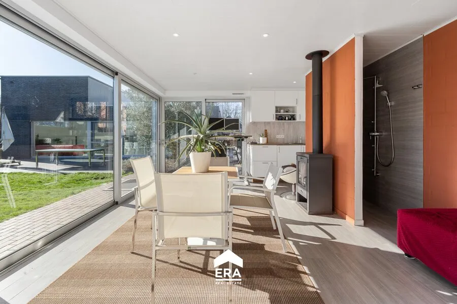 Terrass - Energy-Efficient House with Poolhouse in the Area