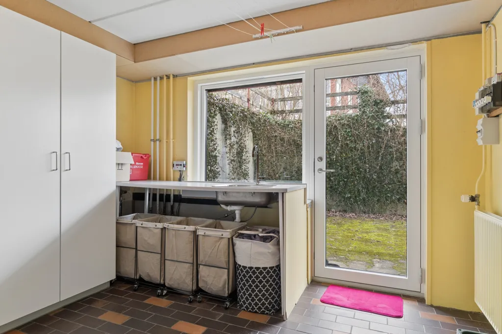 Buanderie - Modernised Villa with View in Løgstrup
