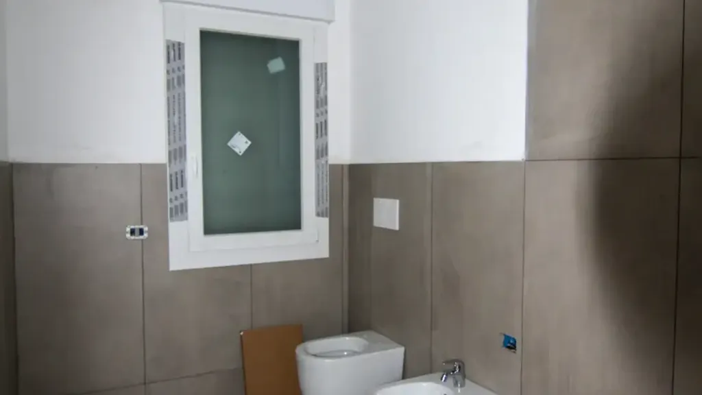 Salles de bain - Modern Apartment with Terrace in Piove di Sacco