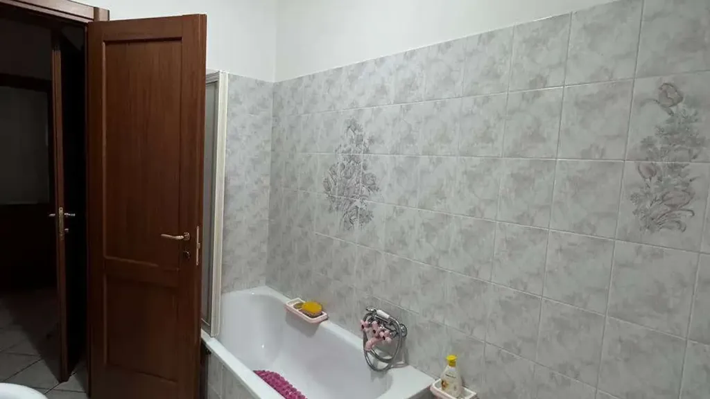 Vannitoad - Rear Garden Flat with Terrace in Loreto
