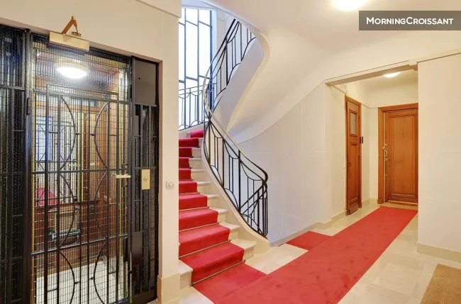 Pièces - Appartement 2 Pièces avec Vue Dégagée à Paris 16e
