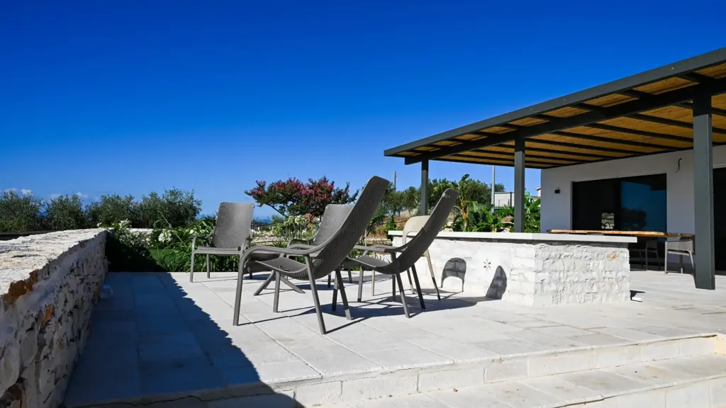 Terrasse - Contemporary Villa with Sea View in Pisticci