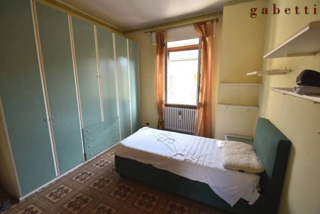 Chambres - Two-Level Apartment in Vittuone Centre