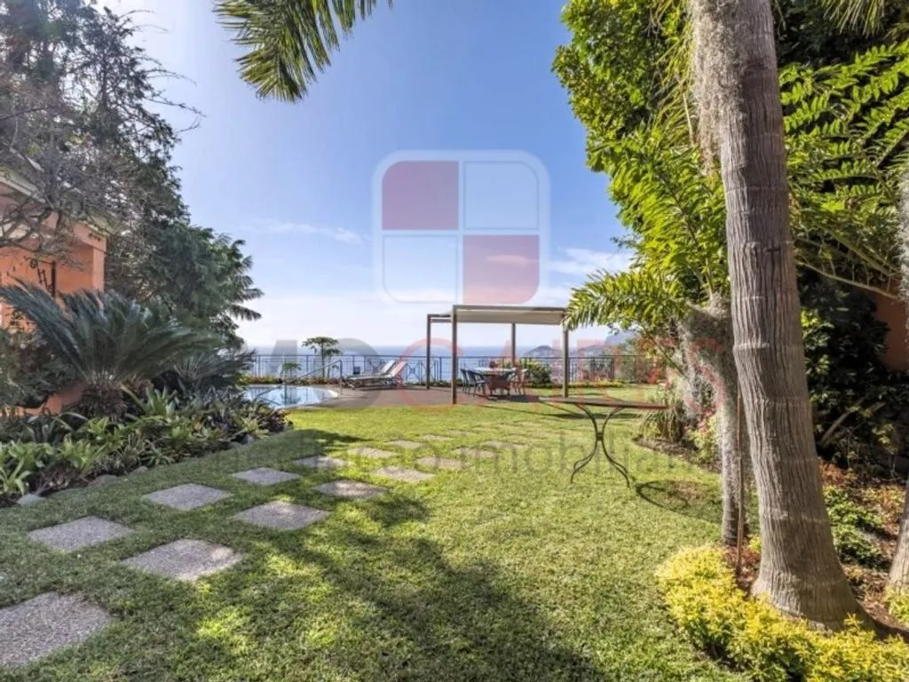 Jardin - Luxury Villa with Panoramic Views in Funchal