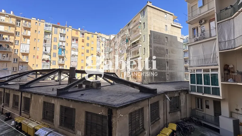 Jardin - Rented Triplex with Balconies in Turin