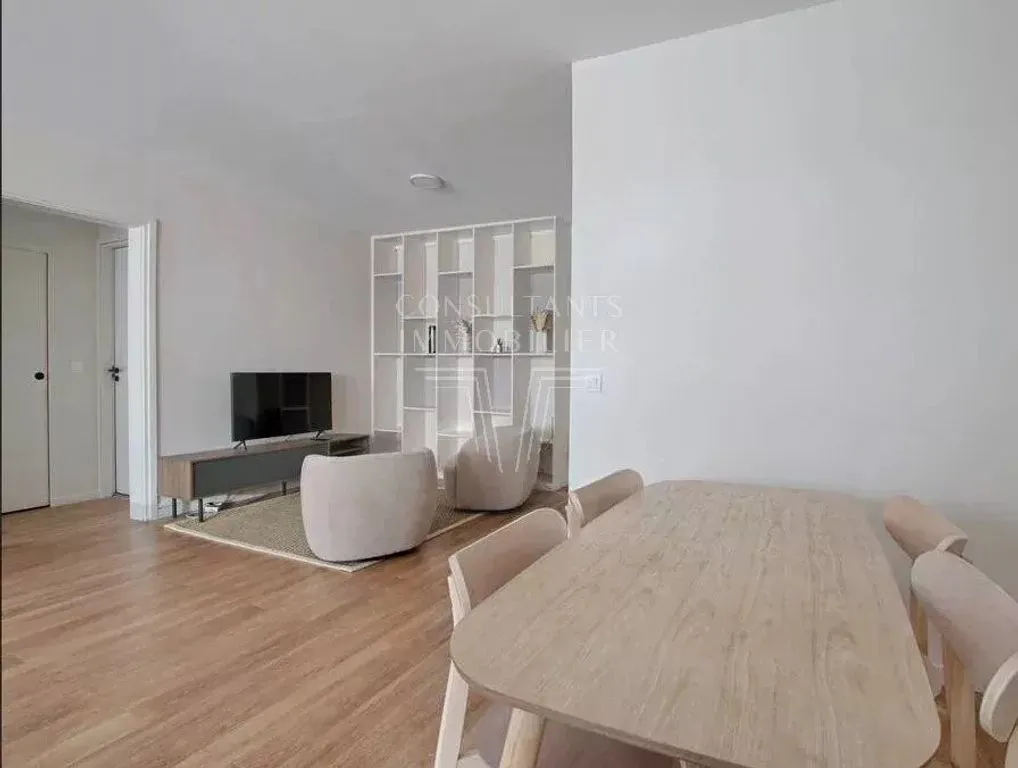 Soggiorno - Luxury Flat with South Terrace in Paris