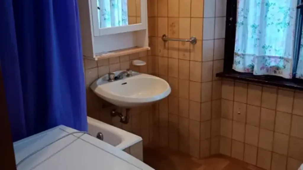 Salles de bain - Appartement 1 pièces à IT