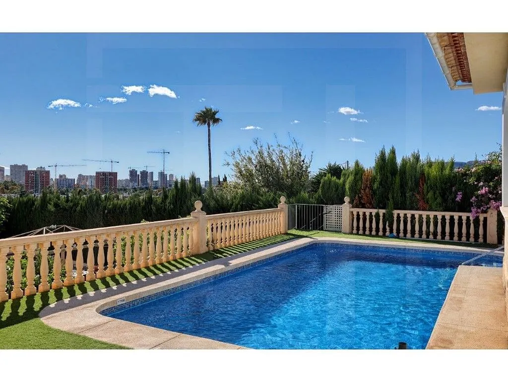 pool_area