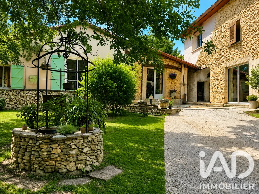 Jardin - Maison Familiale avec Piscine à Eycheil