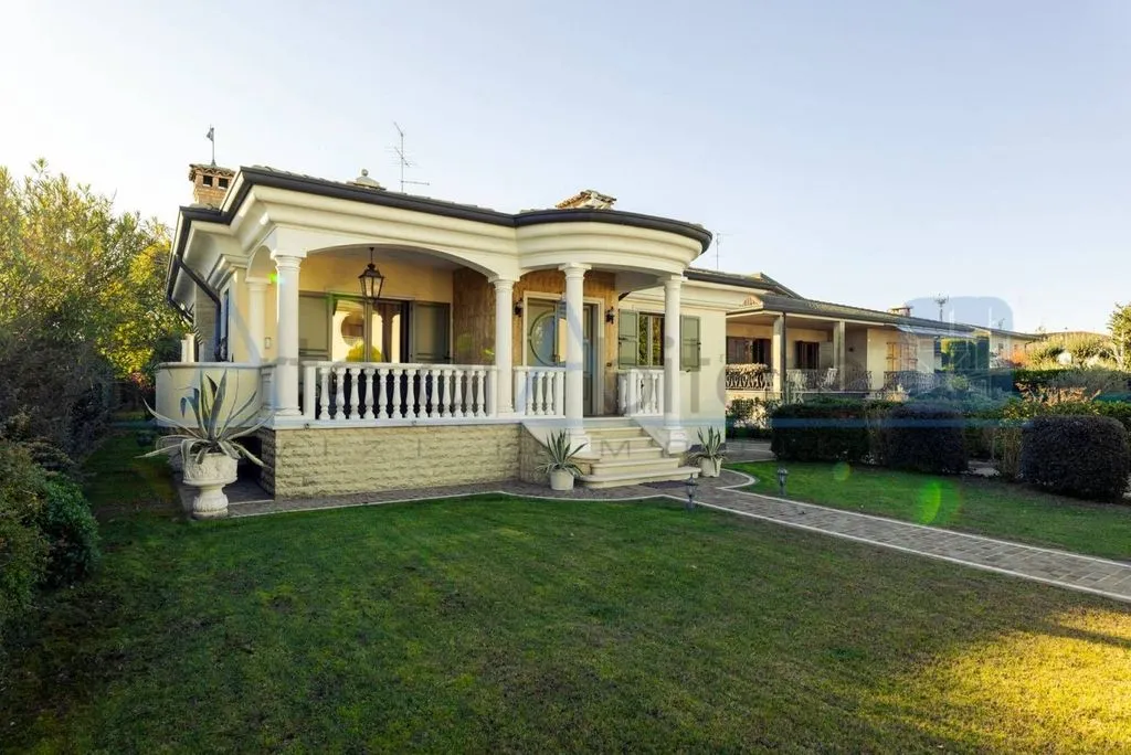 Välivaade - Luxury Villa with Private Garden in Oppeano