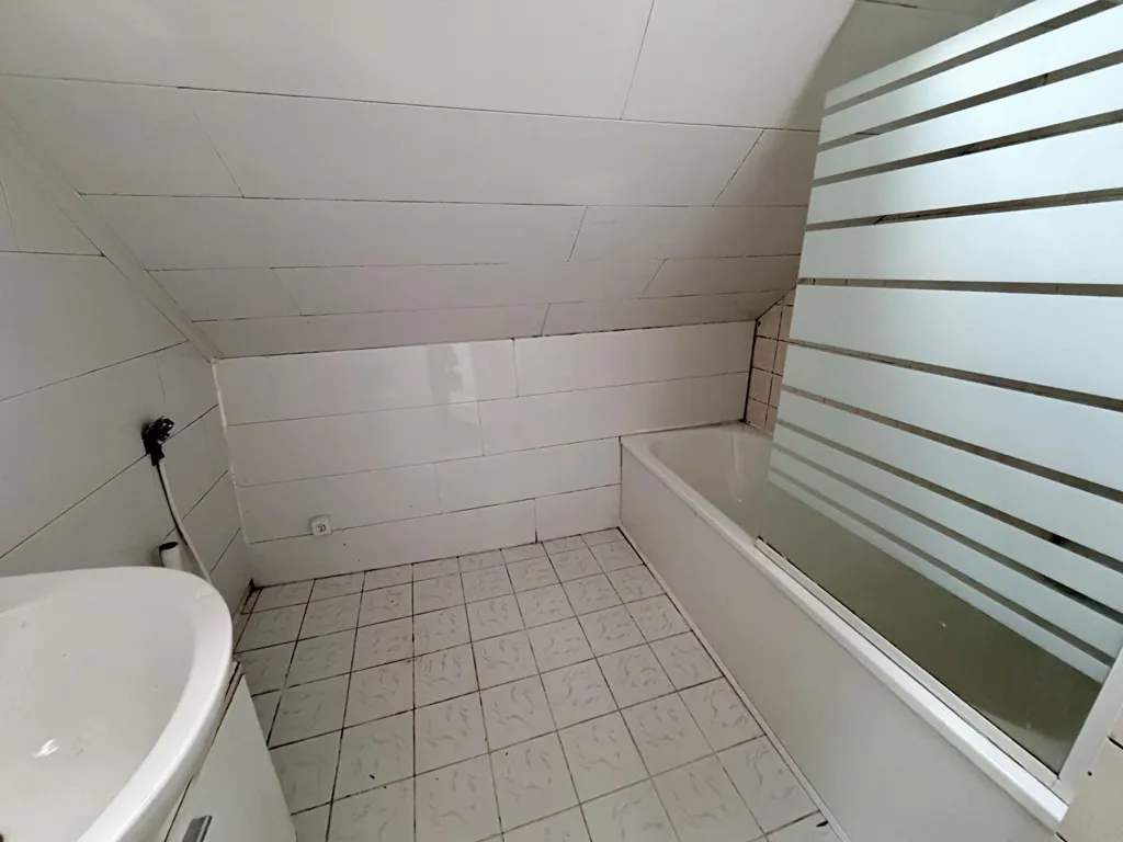 Bagni - Bright 3-Piece Flat in Champigny Centre