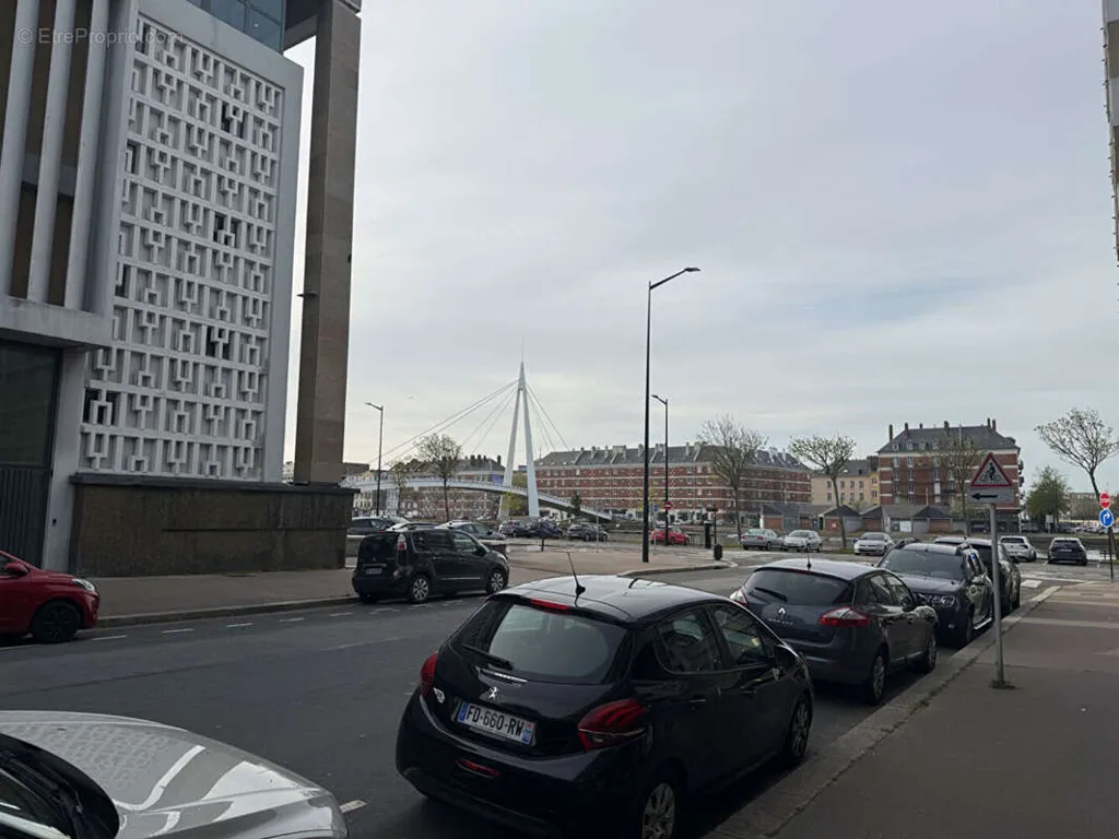 Välivaade - Leasehold Commercial Space in Le Havre Centre