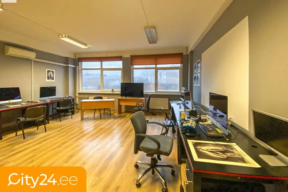 Kabinet - Commercial Property with 1022 m² in Riga Centre