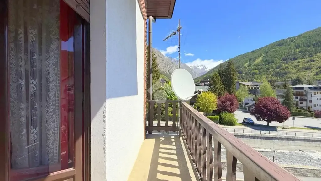 Balcone - Apartment with Panoramic Balconies in Bardonecchia