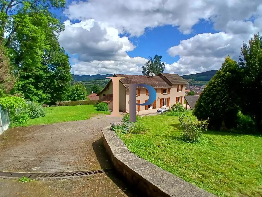 Jardin - Maison avec Parc et Vue Panoramique à Chauffailles
