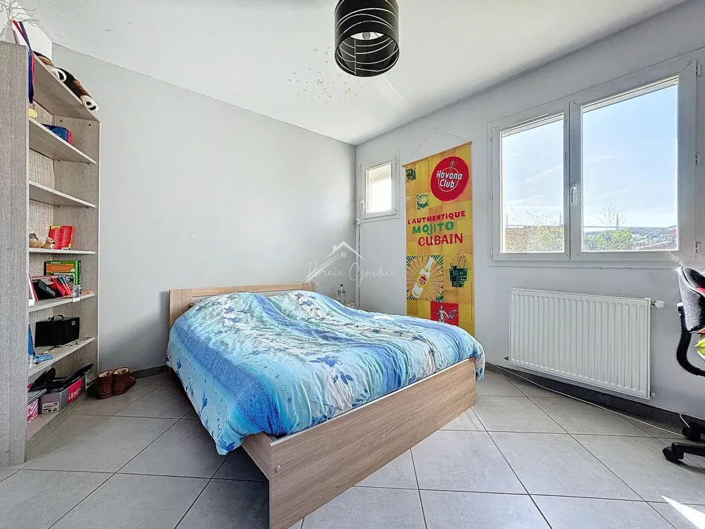 Magamistoad - Modern Villa with Terrace near Millau