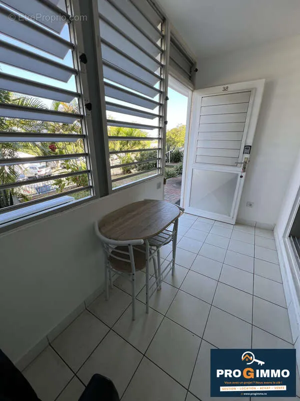 Rõdu - Studio with Terrace and Parking in Saint-Gilles