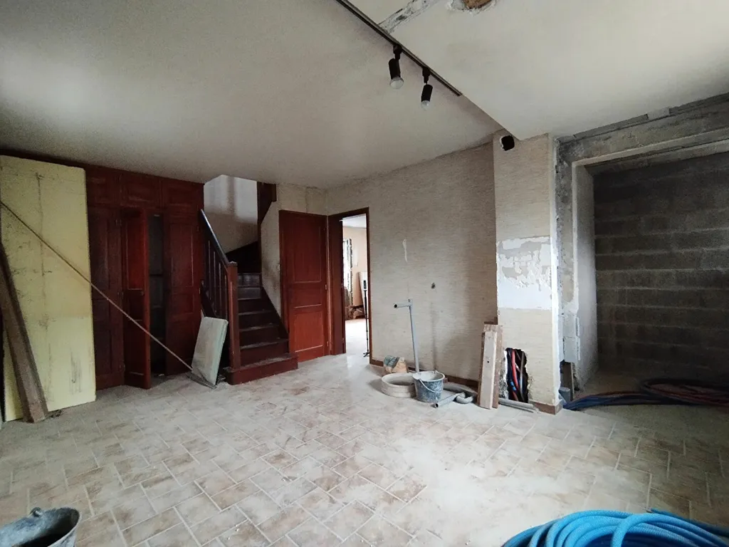 Rooms - Renovated House with Garden in Treffléan