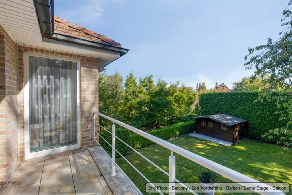 Balcon - Villa Prestigieuse avec Terrasse à Kraainem