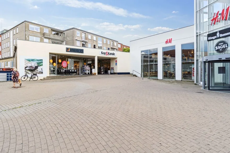 Extérieur - Retail Unit with High Exposure in Slagelse