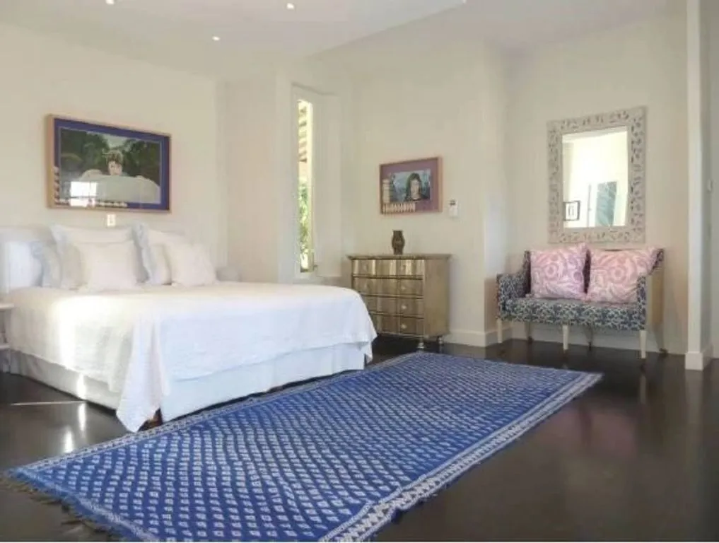 Bedrooms - Luxury Villa with Pool in Antibes